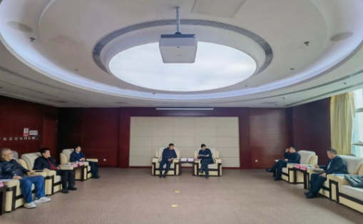 【集团要闻】威廉希尔中文网站工作组与遵义市委市政府、汇川区委区政府领导进行座谈