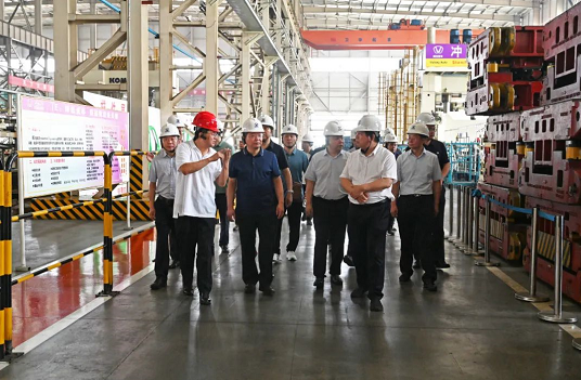 省工信厅在威廉希尔中文网站开展工信领域重大经济活动专项监督