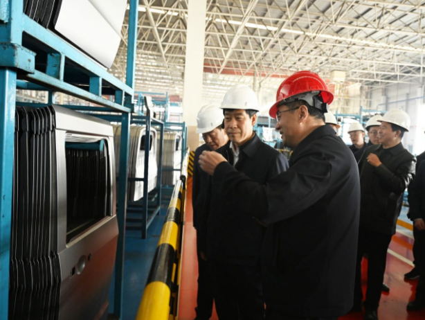 长治市委副书记、代市长陈向阳一行到威廉希尔中文网站调研